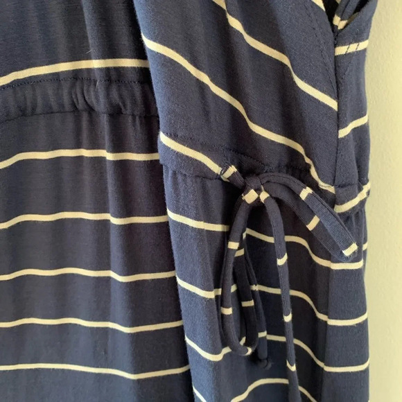 Chaser Crossover Mini Dress Navy Stripe Size Small New School‎ Spirit Collegiate - Picture 4 of 8